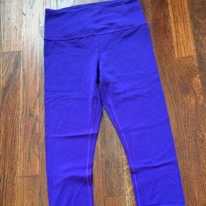 Athleta Powervita 7/8 blue leggings